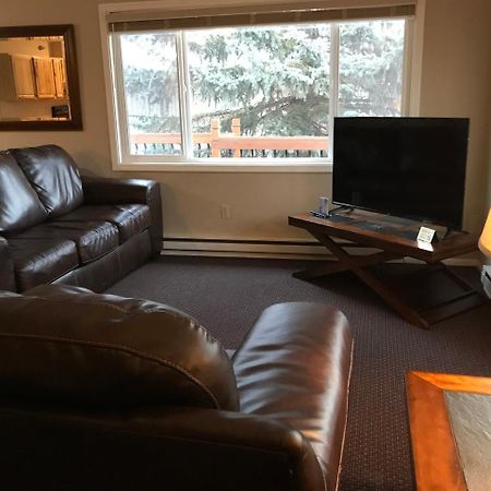 Lakeshore Inn & Suites Anchorage Buitenkant foto