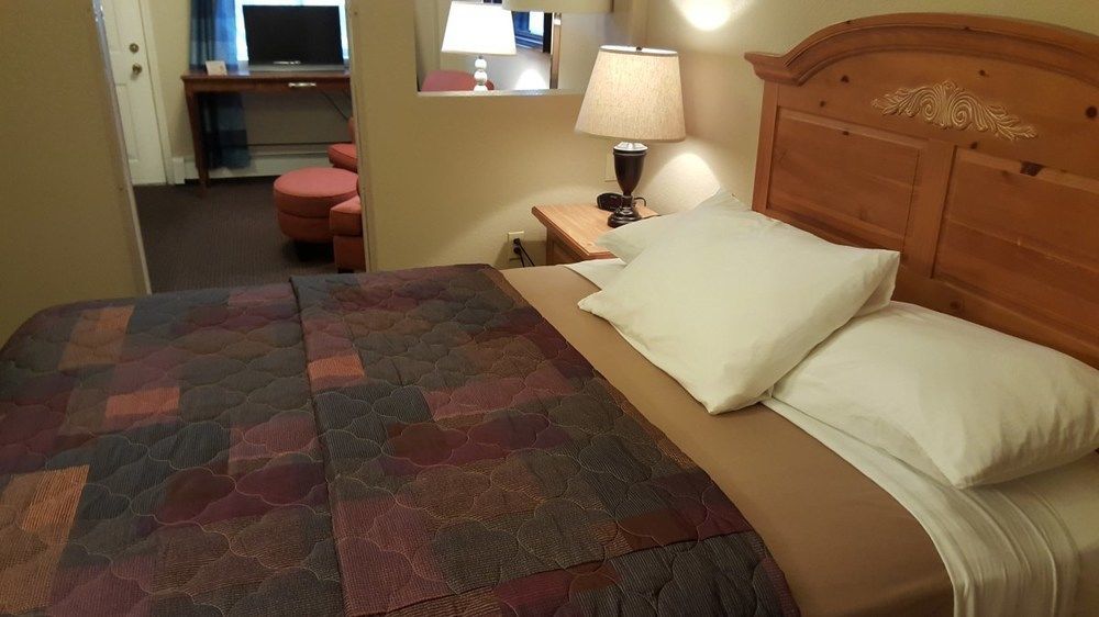 Lakeshore Inn & Suites Anchorage Buitenkant foto